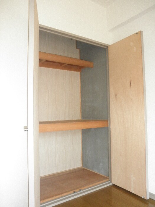 物件内観写真17　(収納)