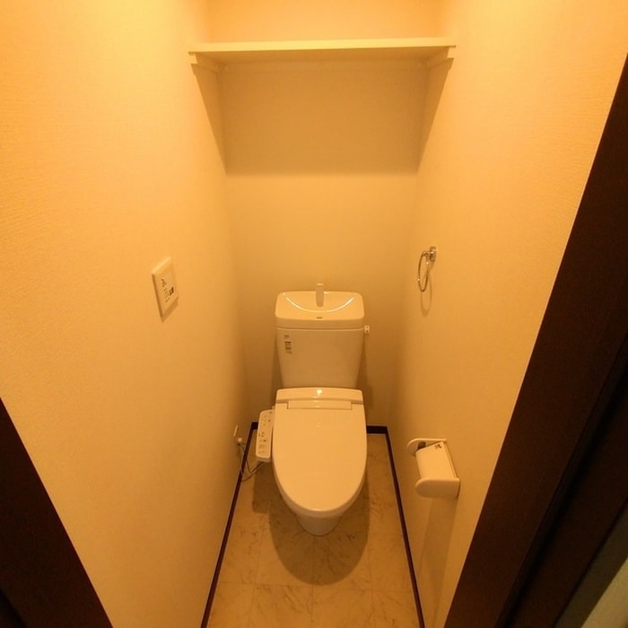 物件内観写真9　(トイレ)