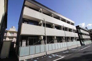 ウルス花京院A外観写真