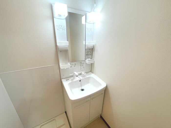 物件内観写真13　(洗面)