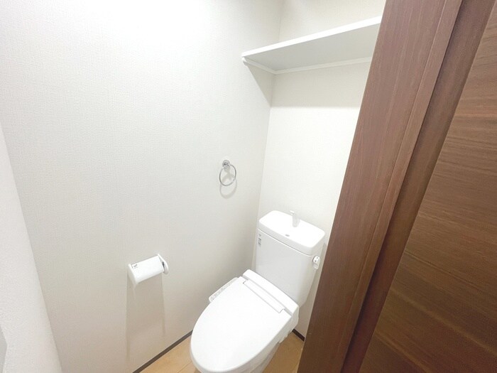 物件内観写真15　(トイレ)