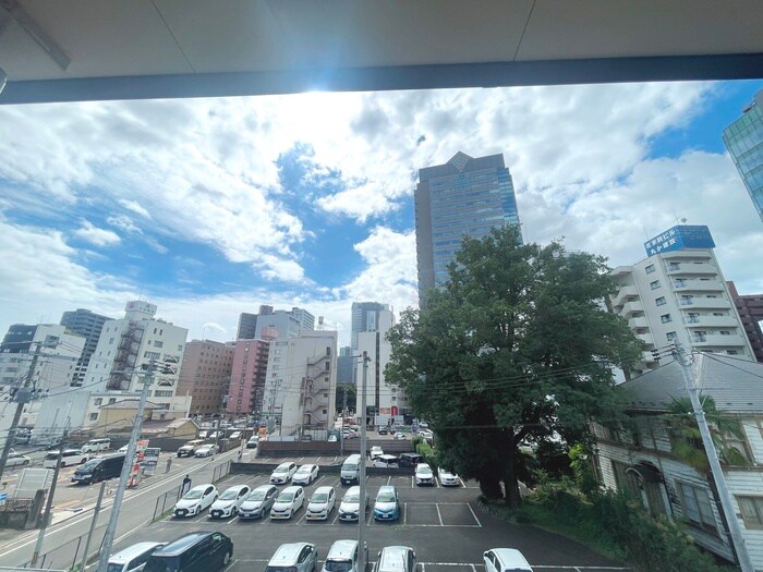 物件内観写真22　(室内からの展望)