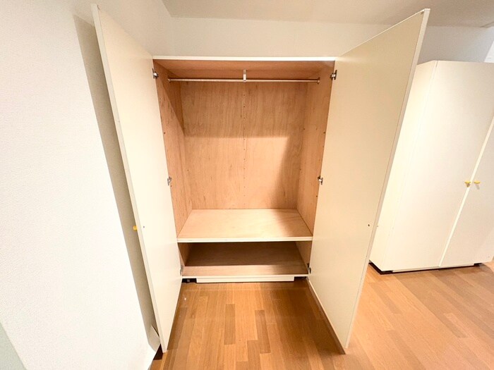 物件内観写真12　(収納)