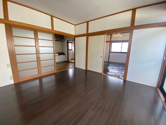 物件内観写真8　(居室)