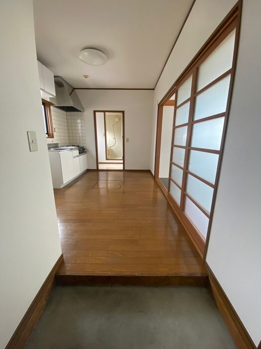 物件内観写真21　(廊下)