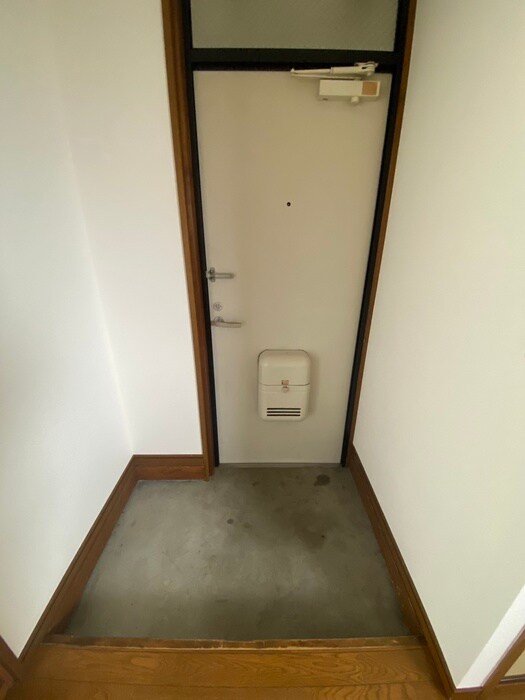 物件内観写真22　(玄関)