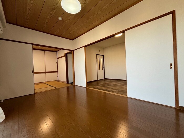 物件内観写真7　(居室)