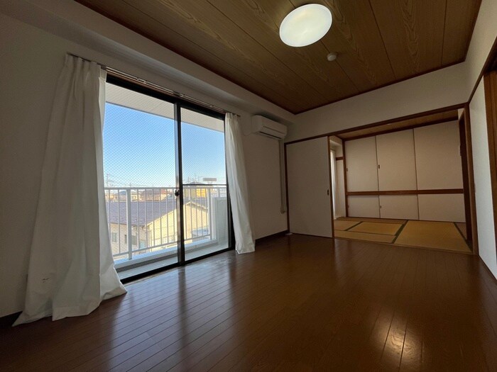 物件内観写真17　(居室)