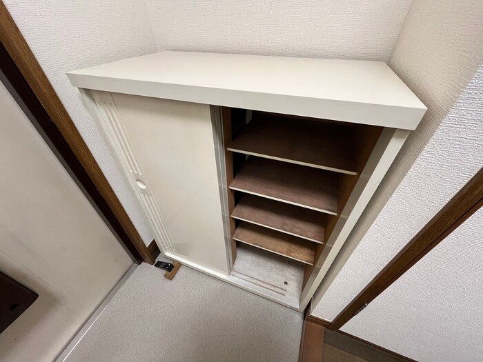 物件内観写真19　(靴箱)