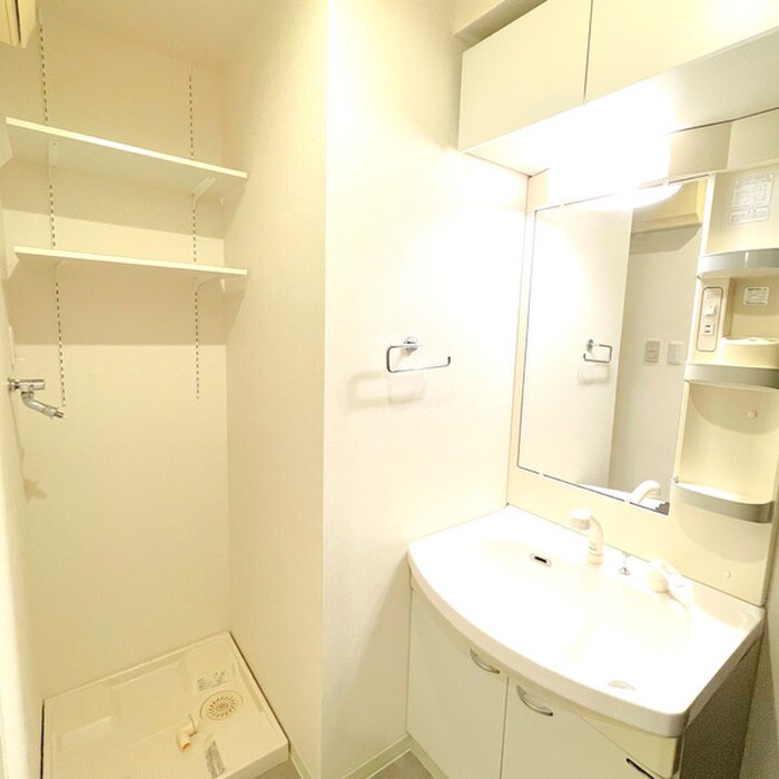 物件内観写真11　(洗面)