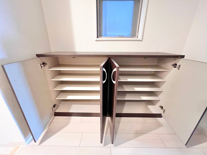 物件内観写真18　(靴箱)