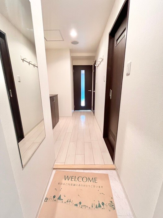 物件内観写真19　(玄関)