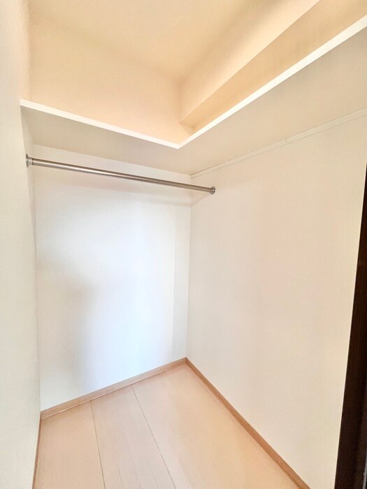 物件内観写真10　(収納)