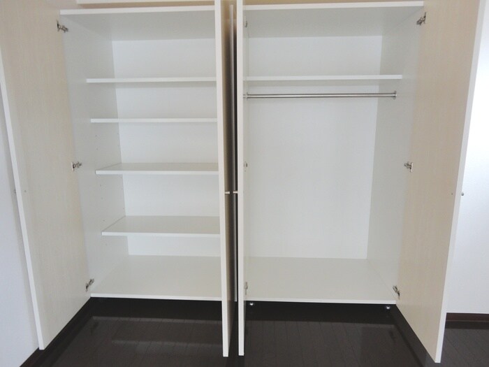 物件内観写真11　(収納)