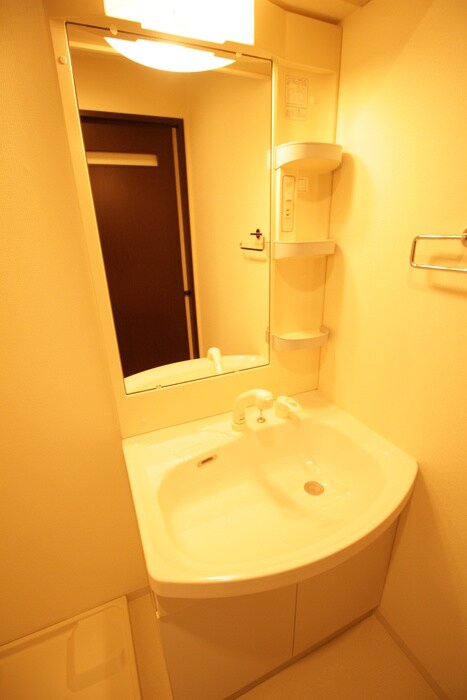 物件内観写真13　(洗面)