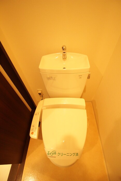 物件内観写真16　(トイレ)