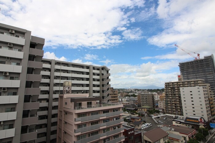 物件内観写真22　(室内からの展望)