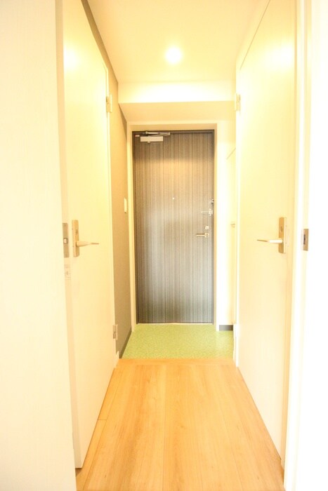物件内観写真18　(玄関)