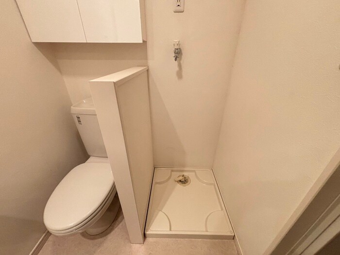 物件内観写真14　(洗濯機置場)