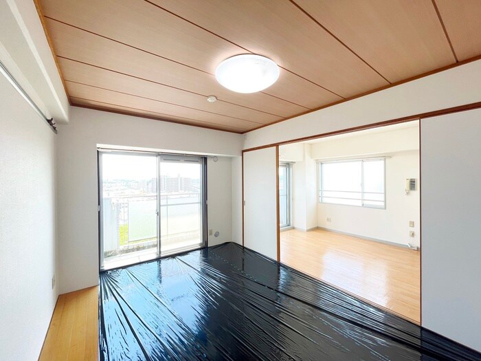 物件内観写真8　(居室)