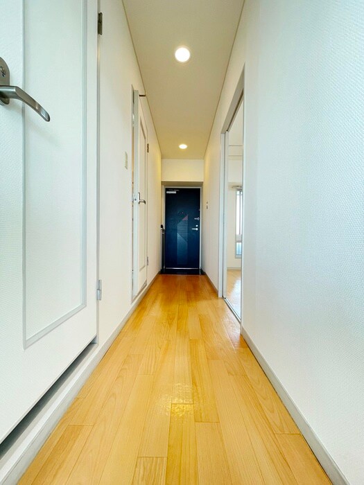 物件内観写真17　(廊下)