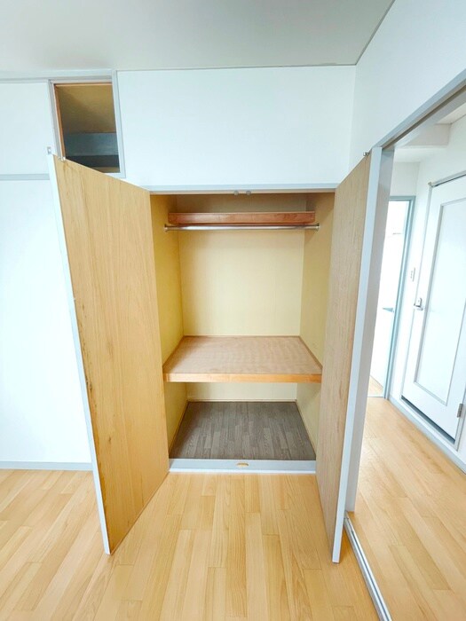 物件内観写真21　(収納)