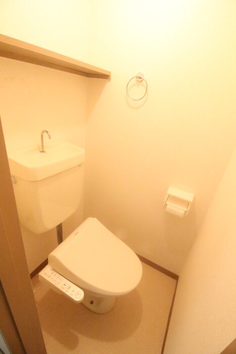 物件内観写真13　(トイレ)