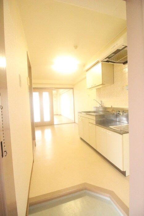 物件内観写真15　(廊下)