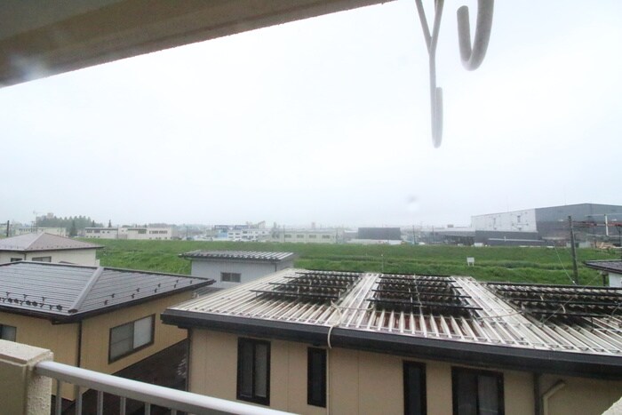 物件内観写真20　(室内からの展望)