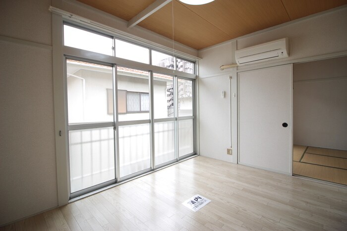 物件内観写真15　(居室)