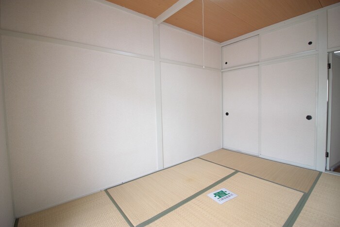 物件内観写真17　(居室)