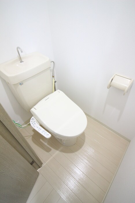 物件内観写真10　(トイレ)