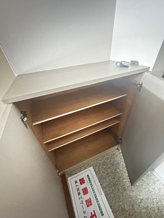 物件内観写真16　(靴箱)