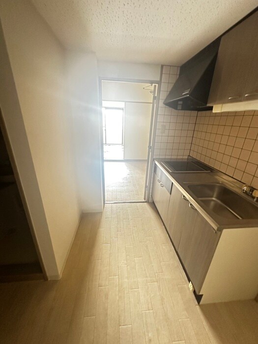 物件内観写真17　(廊下)