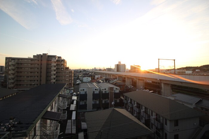 物件内観写真21　(室内からの展望)