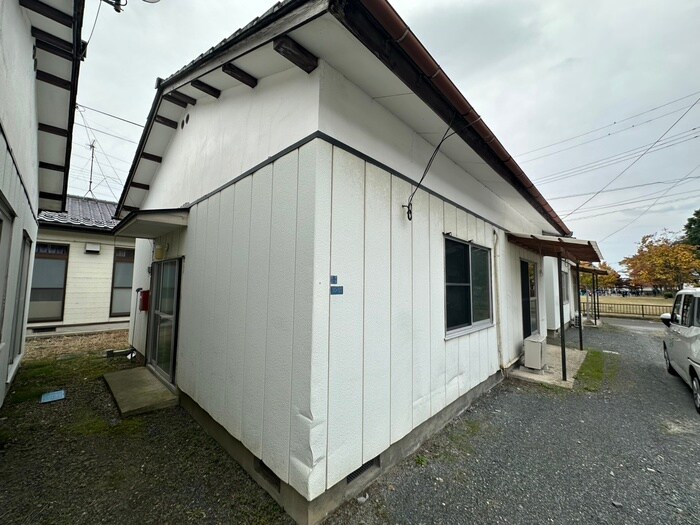 伊藤方貸家　９棟１０号の物件外観写真