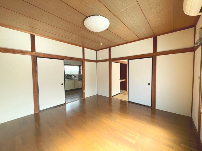 物件内観写真8　(居室)