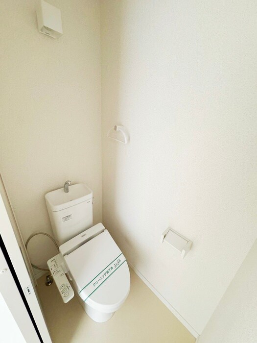 物件内観写真14　(トイレ)