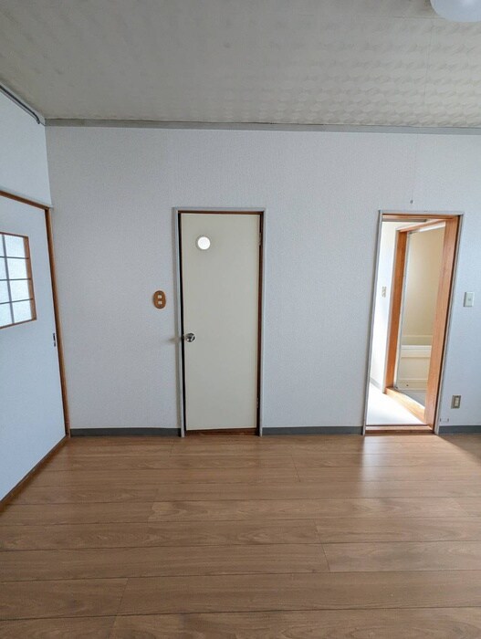 物件内観写真20　(廊下)