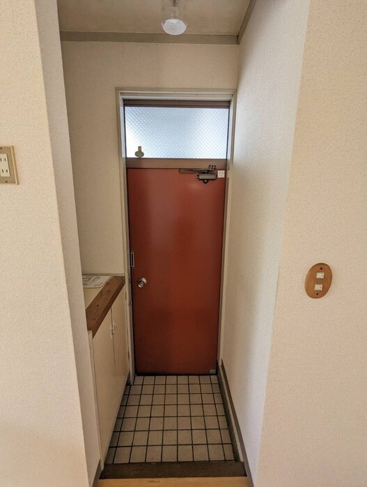 物件内観写真21　(玄関)