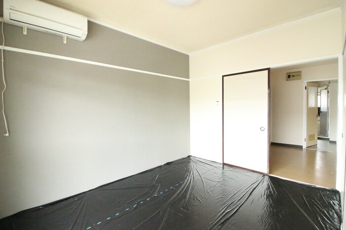 物件内観写真10　(居室)