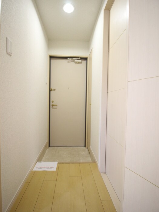 物件内観写真15　(廊下)