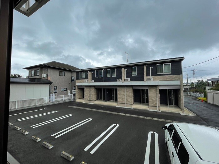 物件内観写真19　(室内からの展望)