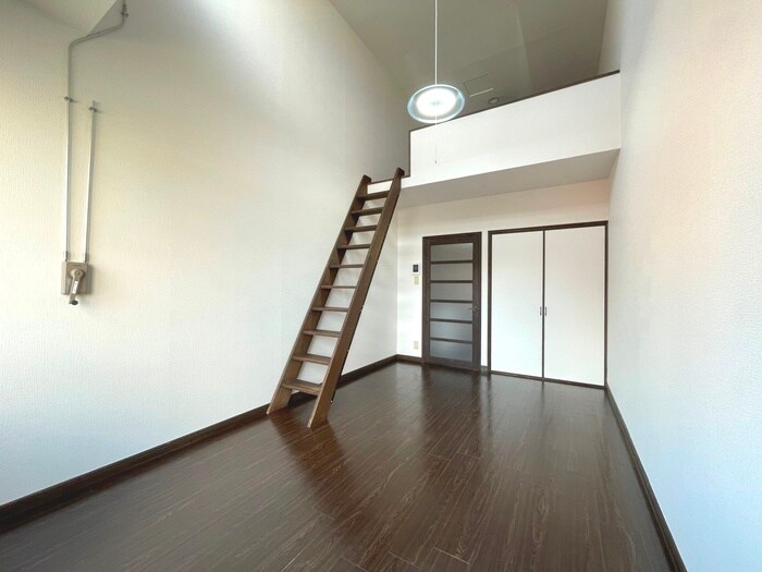 物件内観写真8　(居室)