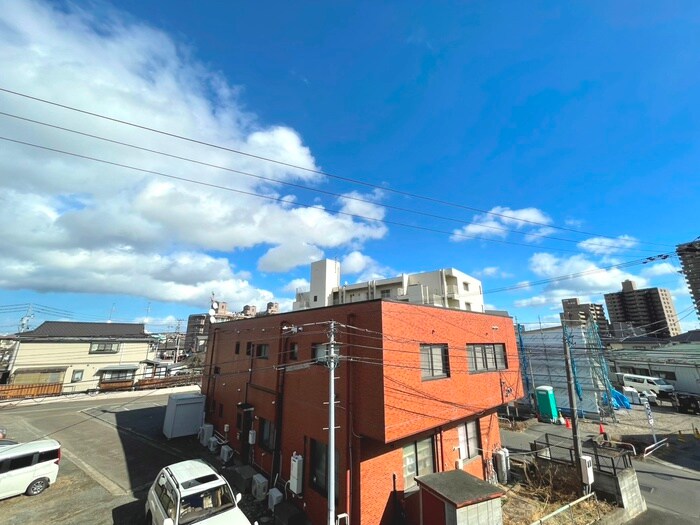 物件内観写真20　(室内からの展望)