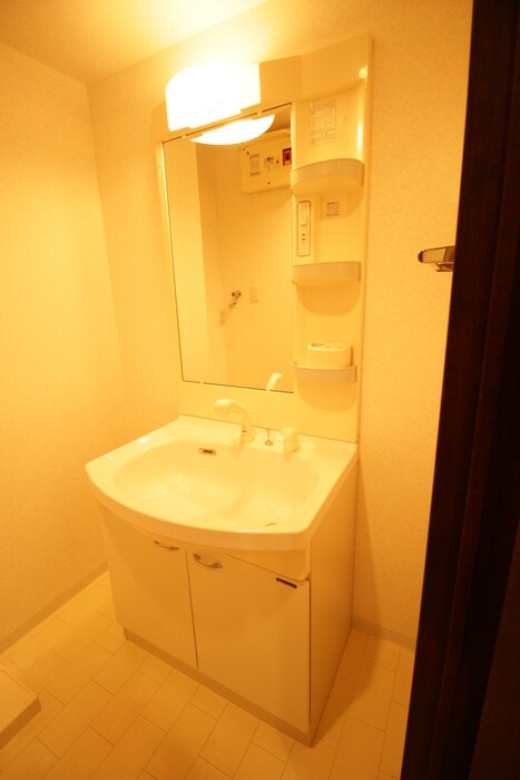 物件内観写真10　(洗面)