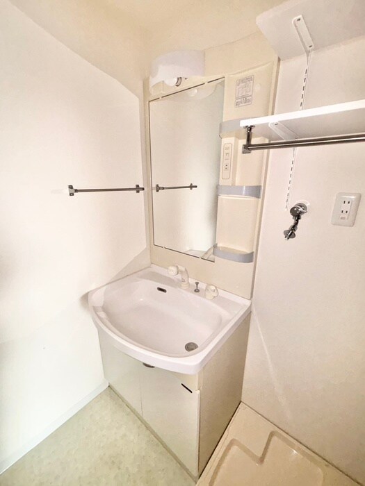 物件内観写真13　(洗面)