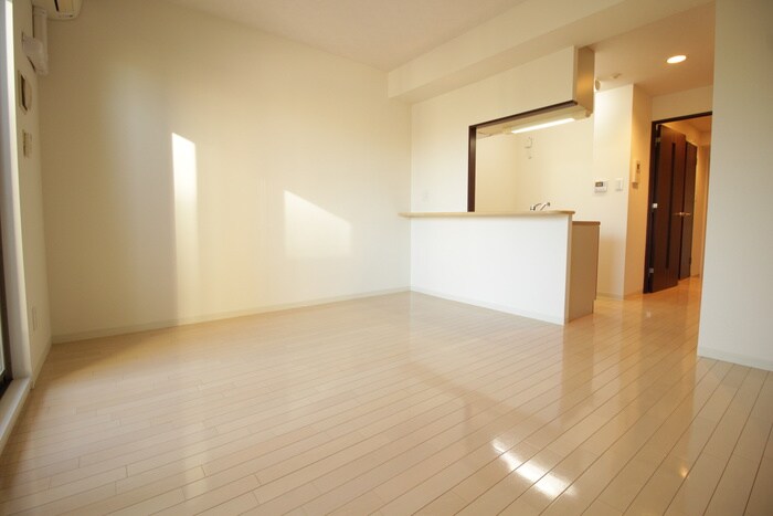 物件内観写真15　(居室)