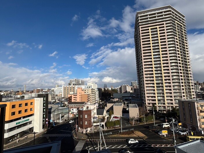 物件内観写真18　(室内からの展望)