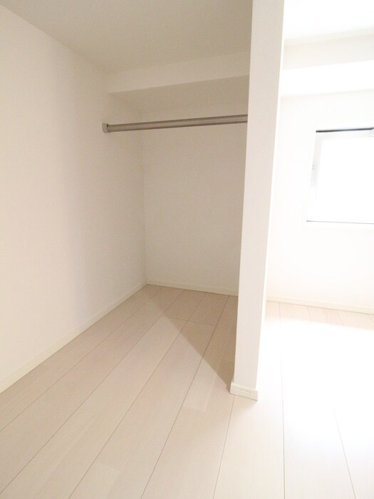 物件内観写真21　(居室)